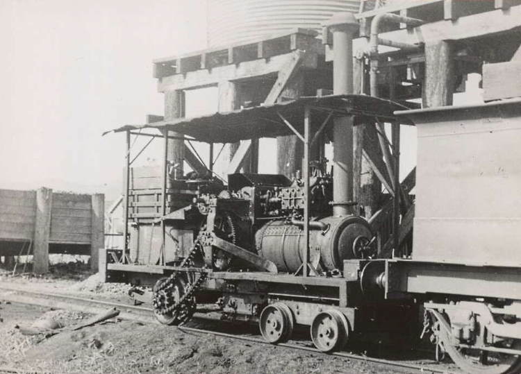 steam locomotive bult on a Foden Steam Lorry